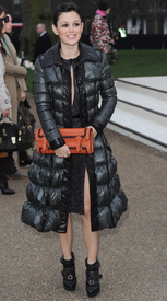 29952_Rachel_Bilson_Burberry_Prorsum_LFW_005_122_575lo.jpg
