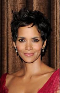 Halle_Berry40.jpg