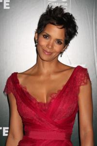 Halle_Berry52.jpg
