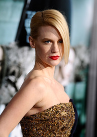 34403_celebrity_paradise.com_TheElder_JanuaryJones2011_02_16_LApremiereofUnknown4_122_508lo.jpg