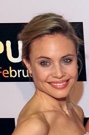220px-Leah_Pipes.jpg