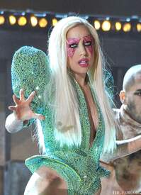 Grammy Performance045.jpg