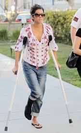 Halle Berry visits homes and schools in Malibu 9.2.2012_09.jpg