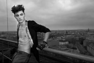 post-20251-0-44889300-1359918132_thumb.j