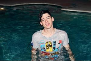 post-31230-0-52647700-1362007536_thumb.j