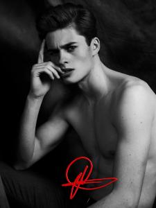 male-beauty-matthew-lyn-23.jpg