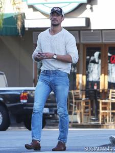 post-22656-0-67694800-1393060120_thumb.j