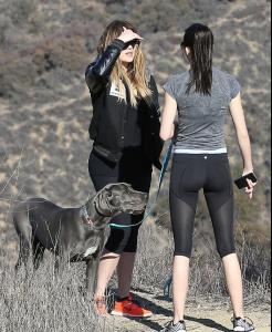 post-46718-0-92399600-1393145352_thumb.j