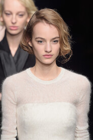 Max_Mara_Runway_Close_ups_MFW_FW2015_gqbELjGUmKkx.jpg