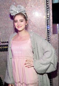 Willow-Shields_-Wildfox-Flagship-Store-L.jpg