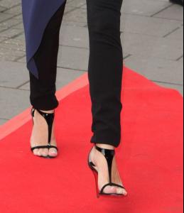 post-40923-0-32719300-1423841826_thumb.j