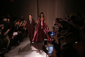 Naomi Campbell on the runway for Zac Posen in N.Y.C. 16.2.2015_08.jpg