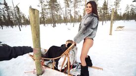 Bojana Krsmanovic_Hailey Clauson_Finland (5).jpg