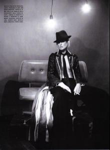 stella_Vogue_IT_Dec._06_averypersonalway_byPaoloRoversi8.jpg