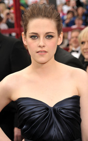 Kristen_stewart_-_82nd_Academy_Awards009.jpg