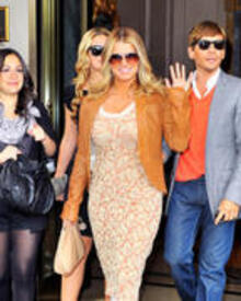 th_132988376_066964563_jessica_simpson_boom_dress_4.jpg