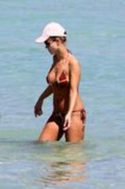 th_JoannaKrupa_BikiniMiami_1.jpg
