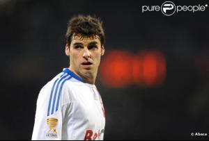 542674_yoann_gourcuff_fait_partie_des_sportifs_637x0_2.jpg
