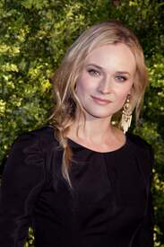 Diane Kruger green7.jpg