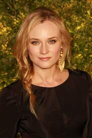 Diane Kruger green12.jpg
