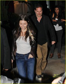 jessica-biel-birthday-party-05.jpg