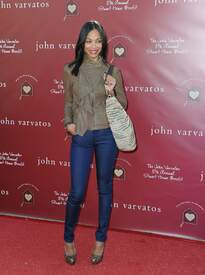 Zoe_Saldana_8th_Annual_Stuart_House_Benefit_018.jpg
