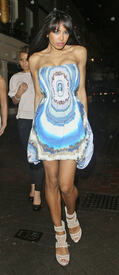 celebrity_paradise.com_TheElder_JadeEwenandAmelleBerrabah2010_03_20_leavingAltoclub23.jpg