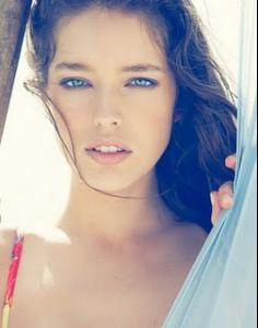 Emily_DiDonato___by_Dean_Isidro____5_.jpg