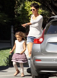 Halle Berry picks up her daughter Nahla from school in L.A. 9.3.2012_20.jpg