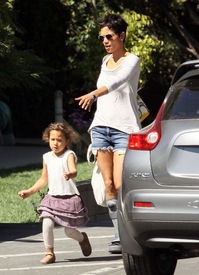 Halle Berry picks up her daughter Nahla from school in L.A. 9.3.2012_21.jpg