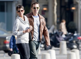 Halle Berry strolls through Paris 18.3.2012_08.jpg