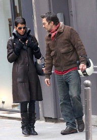 Halle Berry pictured in Paris on a motorbike 19.3.2012_03.jpg