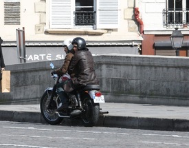 Halle Berry pictured in Paris on a motorbike 19.3.2012_32.jpg