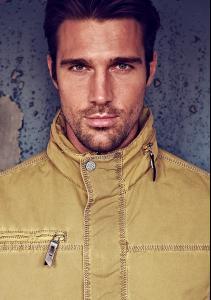 post-58365-0-28827000-1395616302_thumb.j