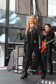 shakira250314BZNimage00054.jpg
