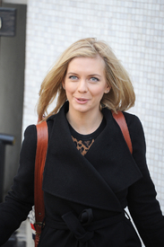 Rachel-Riley_bangtidy-net_1105281.jpg