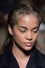 Miu Miu Fall 2016 Details k7q61CwTiW9x.jpg