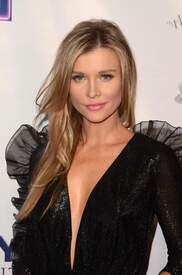 hqcelebcorner (1).jpg