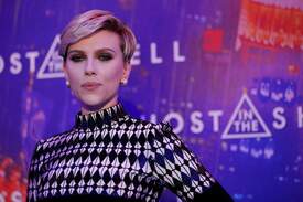 scarjo210317BZNimage3.jpg