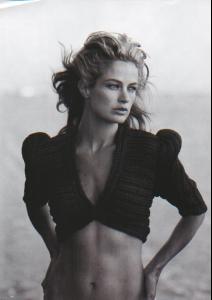 carolyn_murphy_ph.peter_lindbergh_harper__s_bazaarUS_may2006_2.jpg