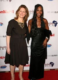 Naomi_Campbell_arrives_at_the_US_Doctors_for_Africa_24.jpg