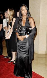 Naomi_Campbell_arrives_at_the_US_Doctors_for_Africa_32.jpg