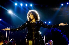 whitneyhoustonperformsattheo2arenatikipetercelebritycity005.jpg