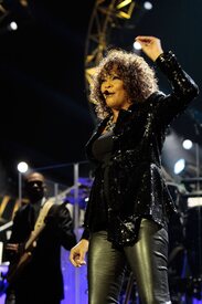 whitneyhoustonperformsattheo2arenatikipetercelebritycity023.jpg