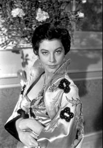 34872_ava_gardner_the_celebrity_city_0809_122_25lo.jpg