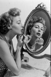 35704_ava_gardner_the_celebrity_city_41059_122_167lo.JPG