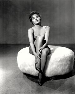 232051773_gina_lollobrigida__sexy____gippo_122_593lo.jpg