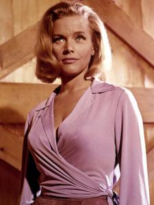 james_bond_movie_goldfinger_honor_blackman.jpg