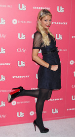 celebrity_paradise.com_Paris_Hilton_hot_19.jpg