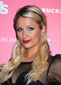 celebrity_paradise.com_Paris_Hilton_hot_58.jpg